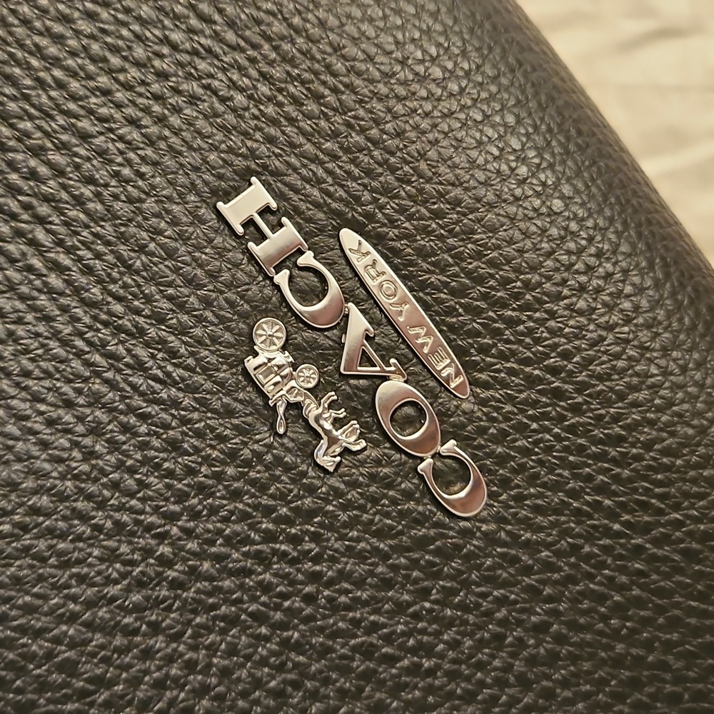Coach Handbag - Picture 3 of 6